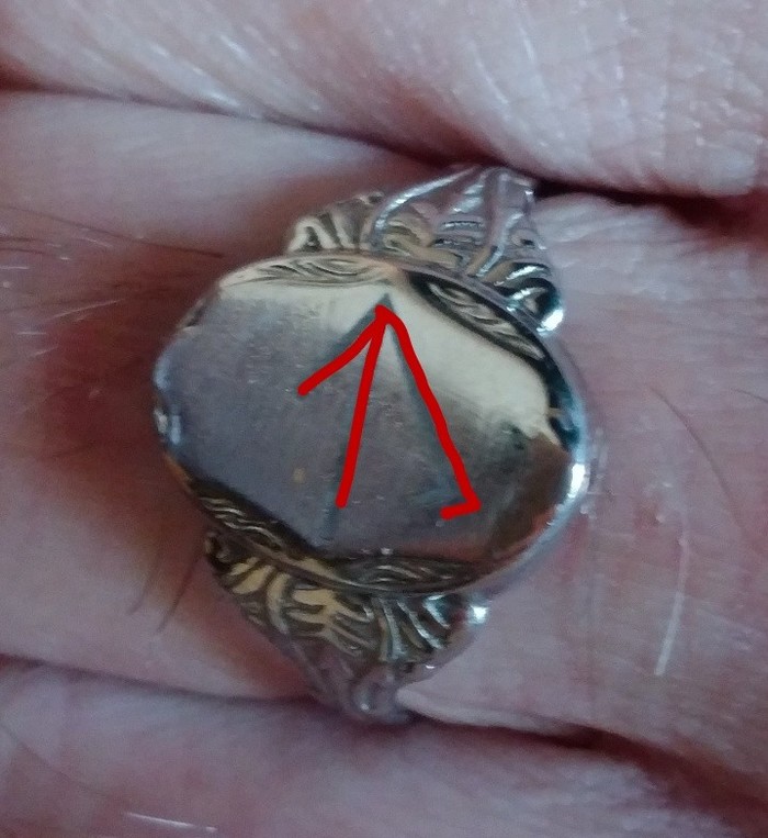 Please help me find out what this symbol means. Thanks in advance. - My, Symbol, Question, Ring, Help, Symbols and symbols