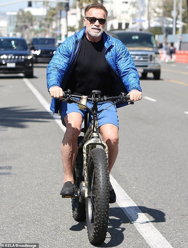 Through the streets of Los Angeles - Arnold Schwarzenegger, Bike ride