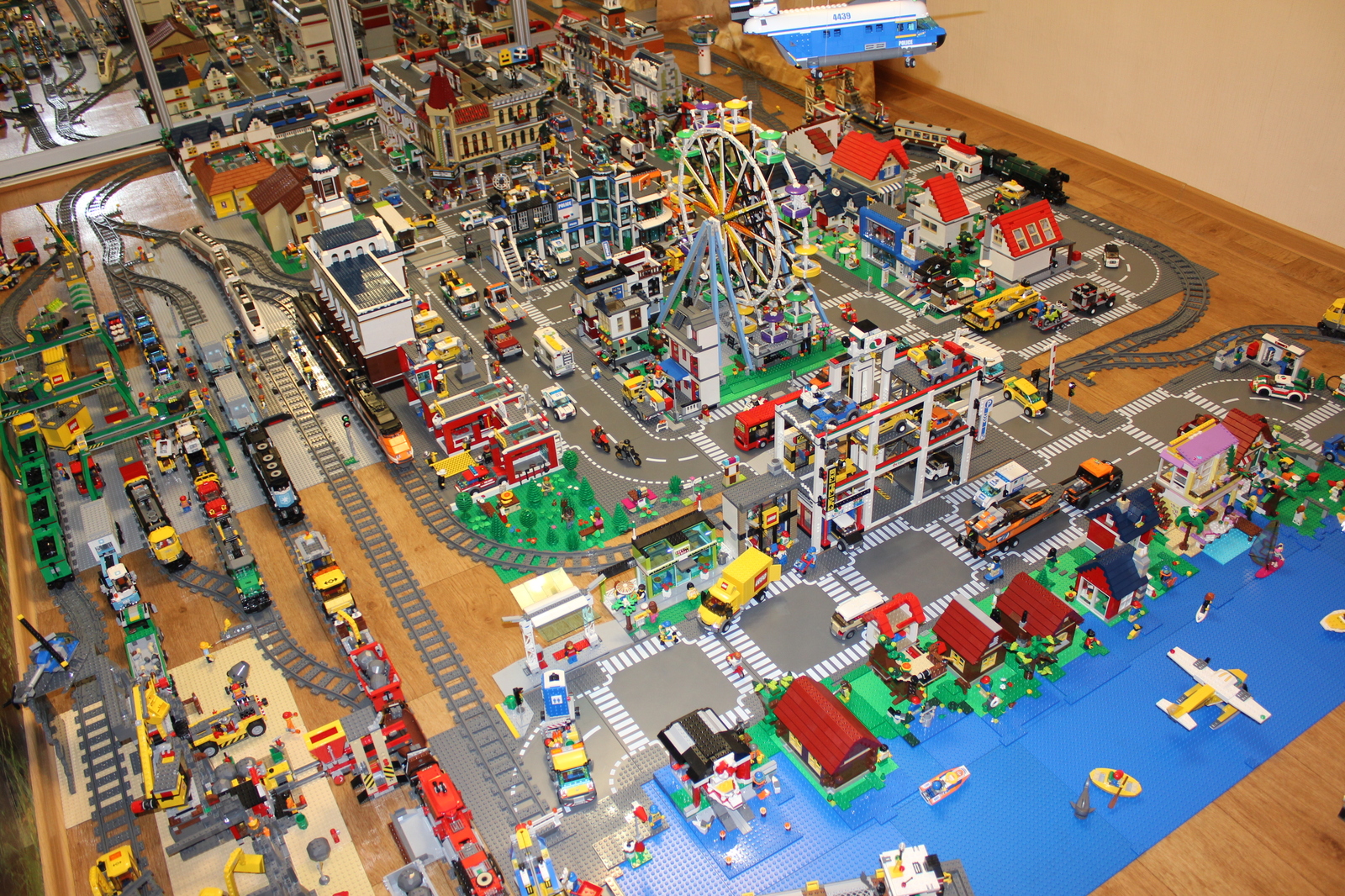 Город LEGO City город LEGO City