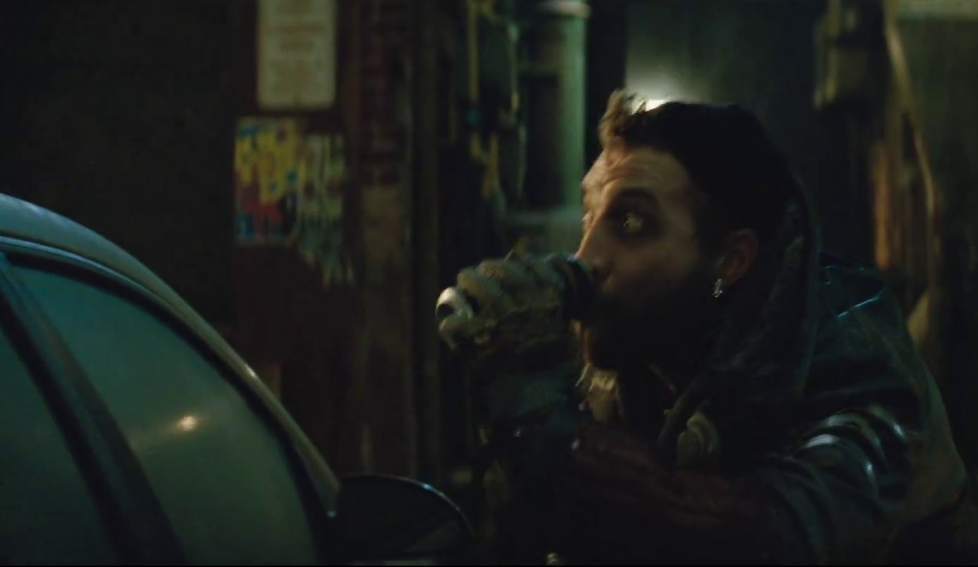 When you try to drink quietly in front of your parents at home - Comics, Suicide Squad, Suicidesquad