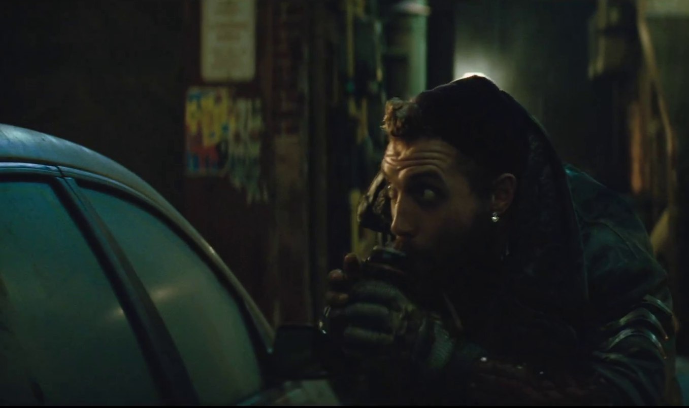 When you try to drink quietly in front of your parents at home - Comics, Suicide Squad, Suicidesquad