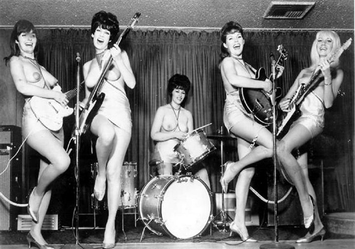 girl bands - NSFW, Music, Girls, Boobs, Guitar, Topless, Longpost