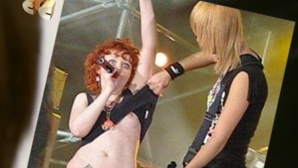 Олар күйеуінің көзінше әйелінің аузына сипалады Жігіттер есектің ішіне кіріп кетеді