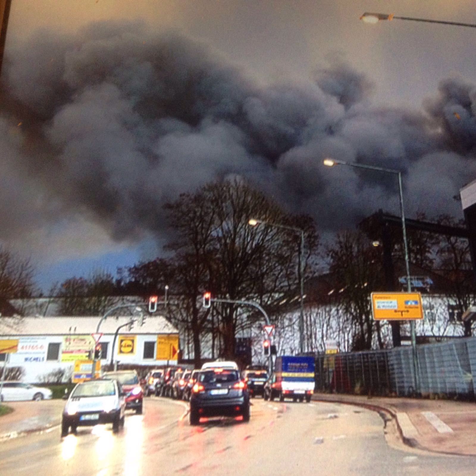 Вчера вечером, в городе Paderborn, Германия, произошёл взрыв. | Пикабу