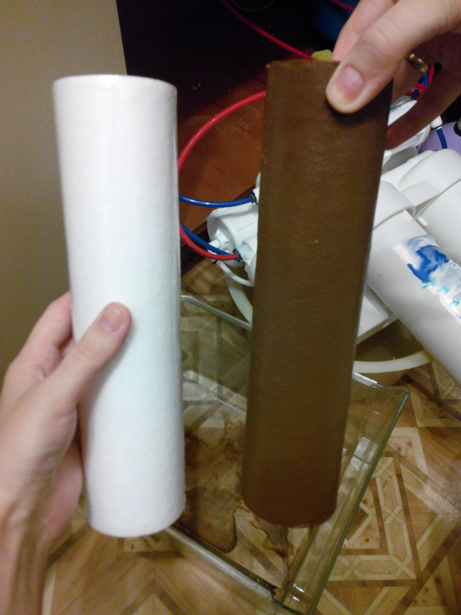 Монтаж питьевого фильтра. Фильтр самопромывной 20bb. Фильтр мутная вода. Промывочный фильтр для воды. Фильтр ржавчина.