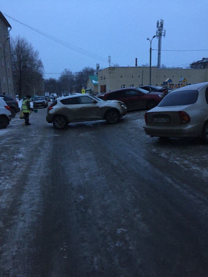 Ручник vs гололед | Пикабу