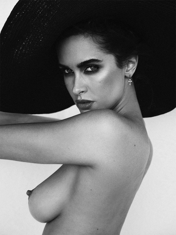 Ellie Goncalves for Treats magazine - NSFW, , , Strawberry, Black and white, Longpost