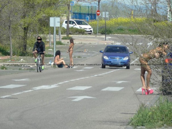 Roadside prostitution in Spain - NSFW, Spain, Girls, Prostitution, Longpost