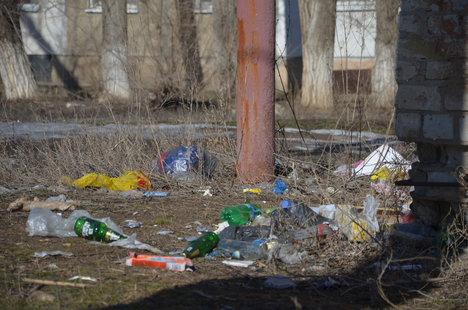 Решил прибраться у себя в городе. Вот результаты. Убирать грязь не  стыдно-стыдно жить в грязи. | Пикабу