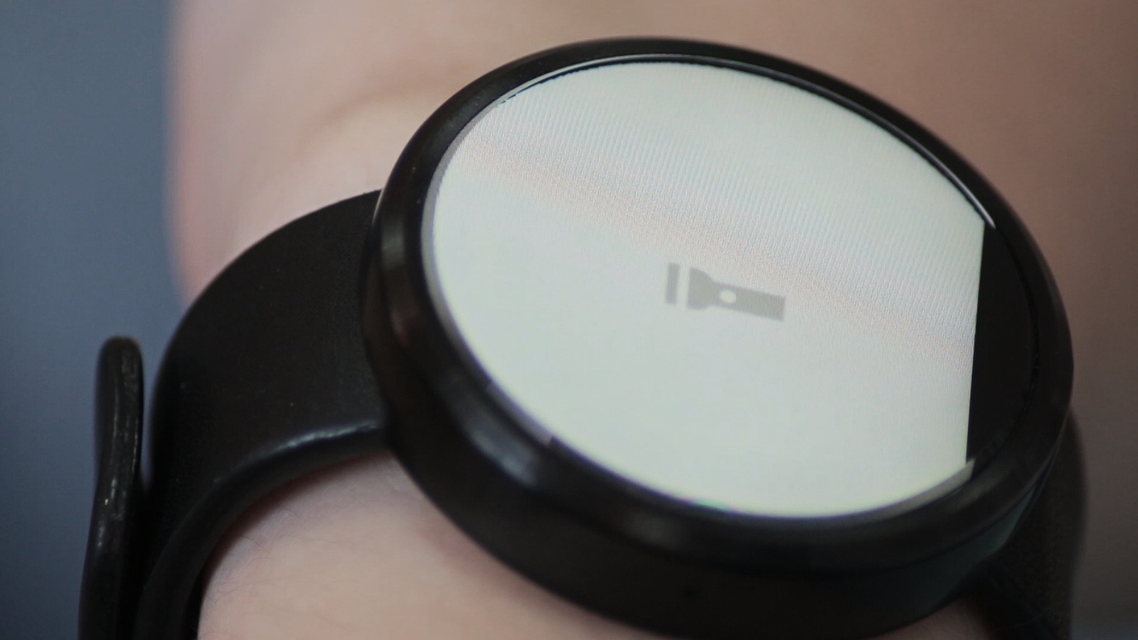 На что способны Moto 360 и почему умные часы на Android Wear такие дорогие?  | Пикабу