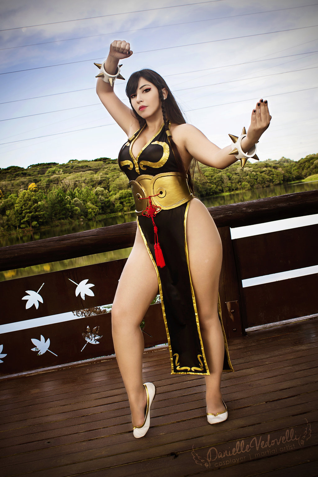 Thick girl cosplay