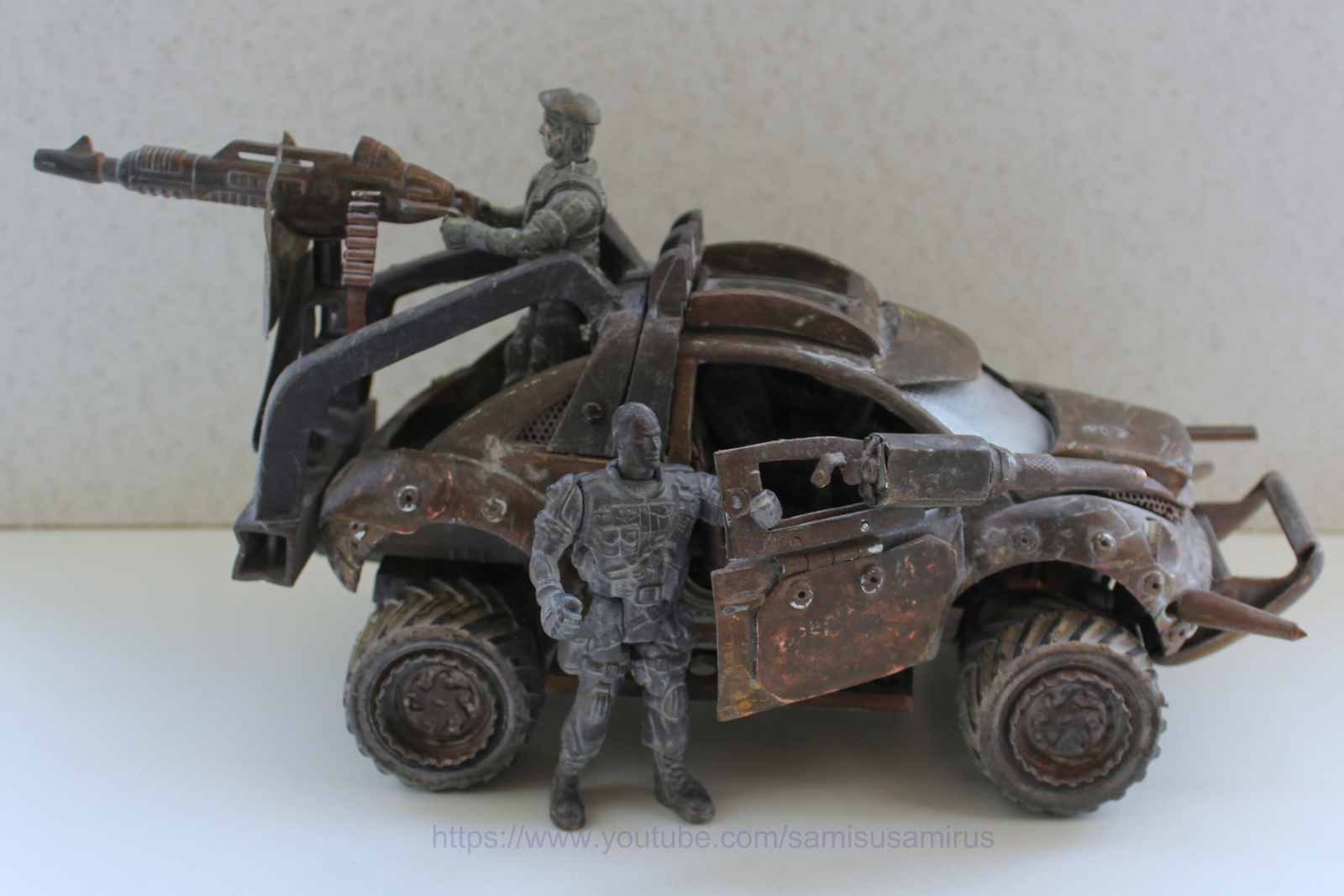 Машинка MAD MAX. Тюнинг модели Жука. Созданный автомобиль является моей  работой. | Пикабу