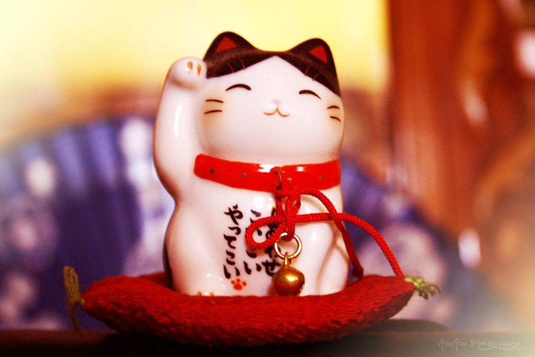 Японский символ удачи – котики Манэки-Нэко: история и значение
