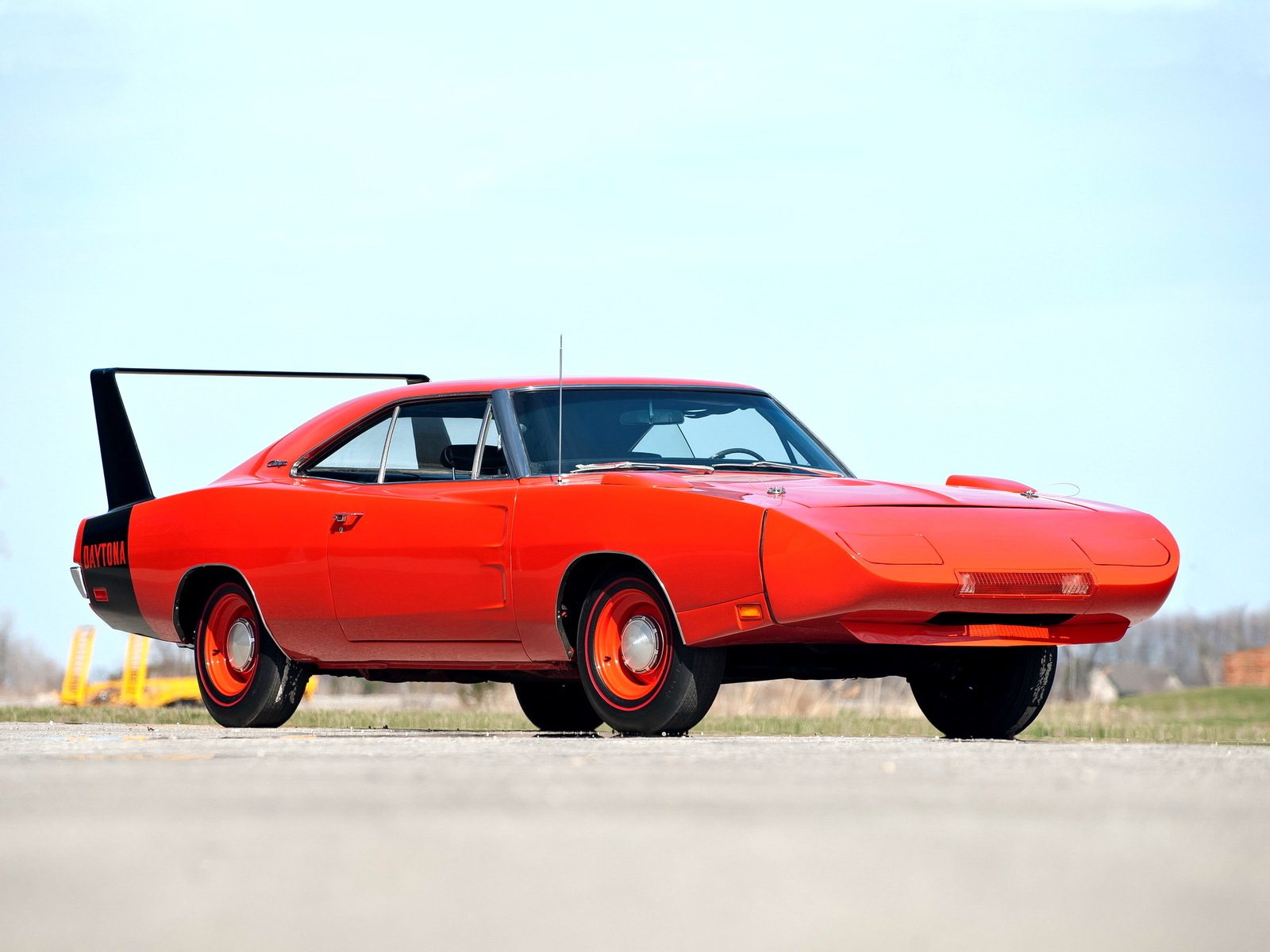 Боевые машины Dodge Daytona и Plymouth Superbird | Пикабу