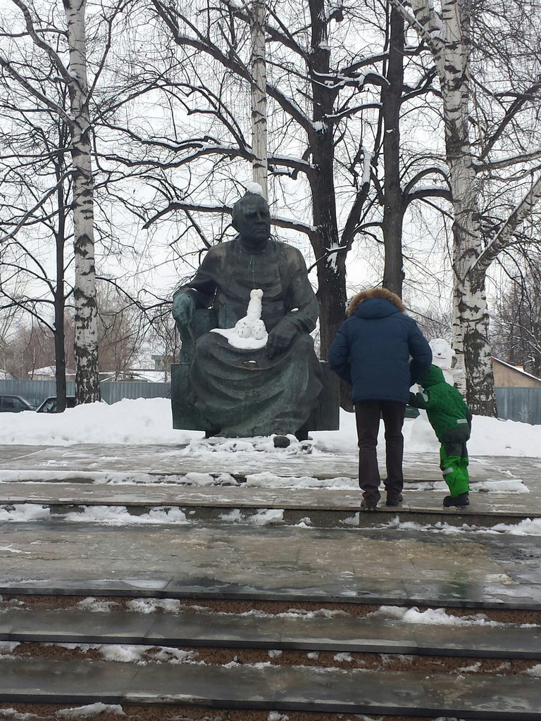 Spring - NSFW, My, Monument, Kazan, Is sitting, 