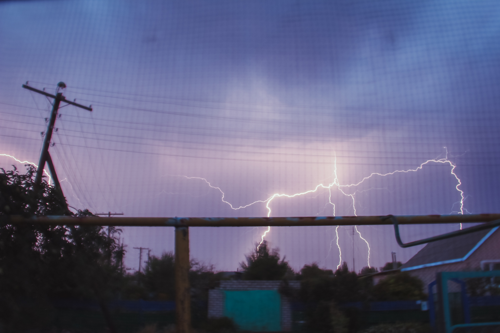 Прошлогодние фотки молнии | Пикабу