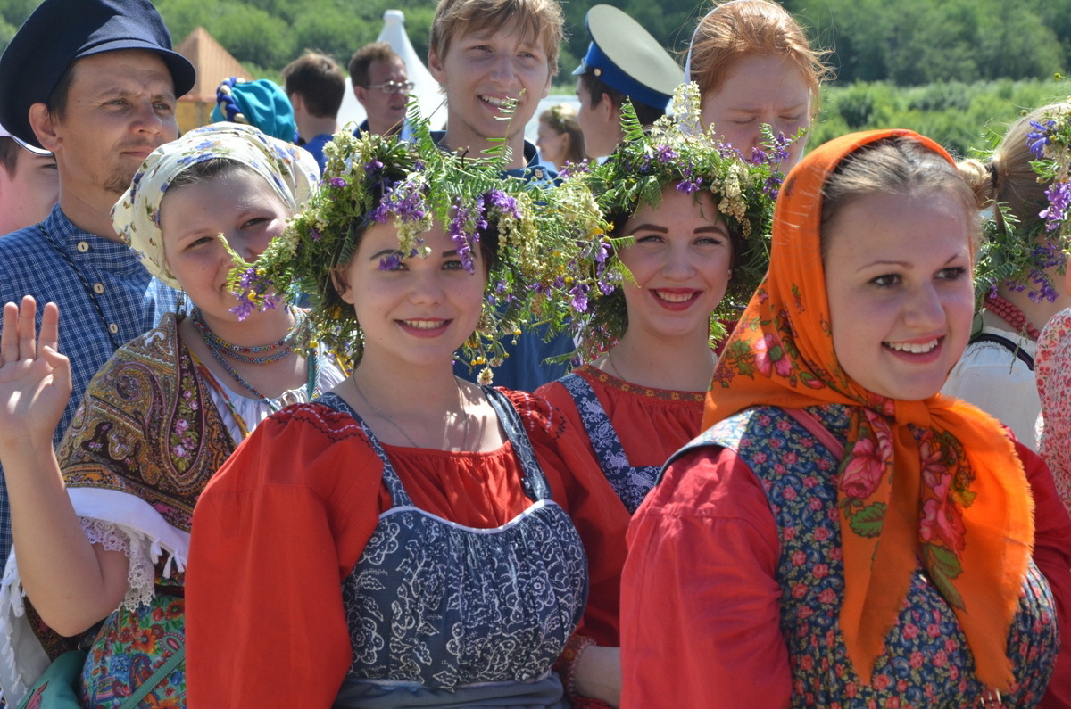 Всероссийский Бажовский фестиваль открылся в Челябинской области | Пикабу