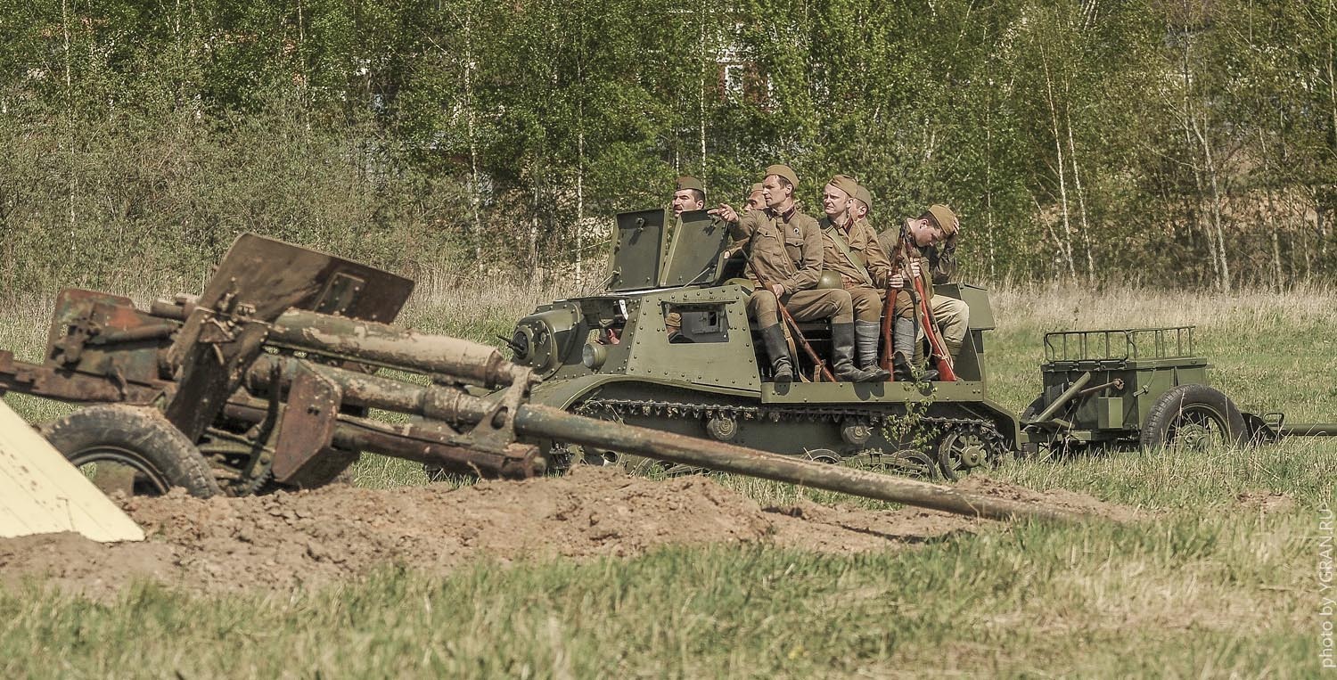 Реконструкция боёв 1941 г. Эпизод с подвигом артиллеристов. | Пикабу