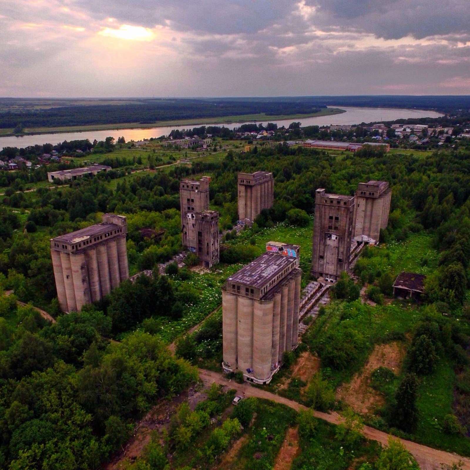 русский дом элеваторы (100) фото