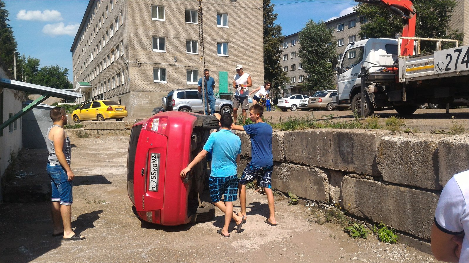 Машинка отдыхает | Пикабу