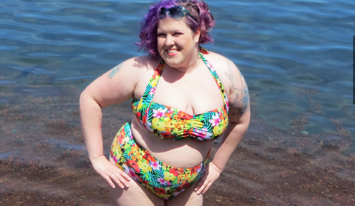 Толстый женщины купальниках