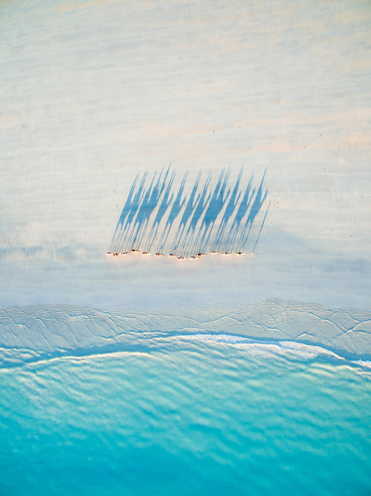 Лучшие фотографии с дронов 2016 - Фото, The National Geographic, Дрон, Фото 2016 года, Длиннопост, Фотография, Вулкан Питон-де-ла-Фурнез