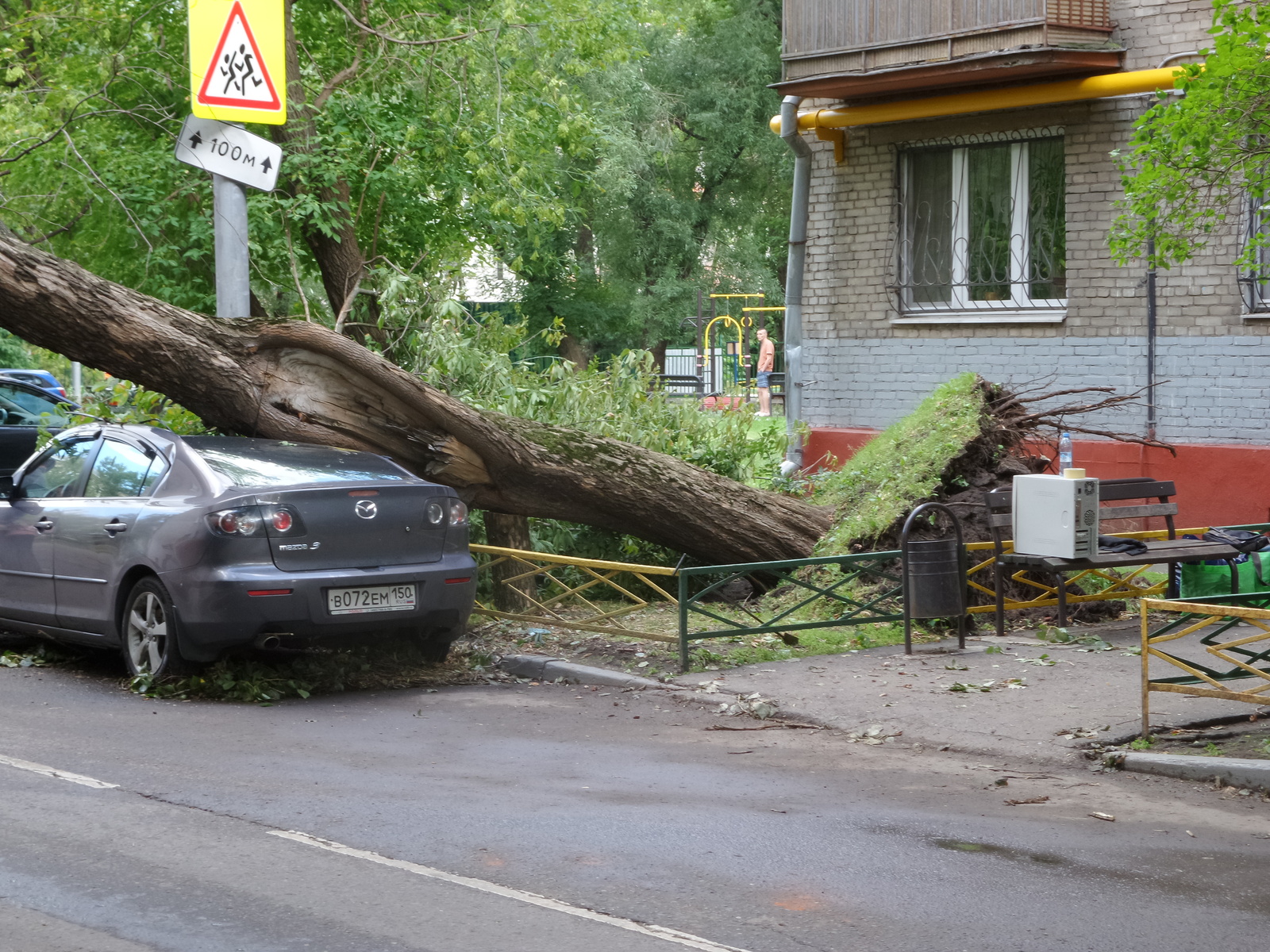 Последствия урагана от 13.07 в Москве: Марьина роща | Пикабу