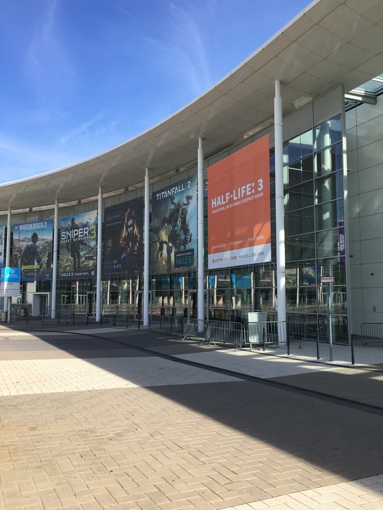 Запасайтесь валидолом, если идете на Gamescom. - Half-Life 3, Gamescom, Жирные тролли