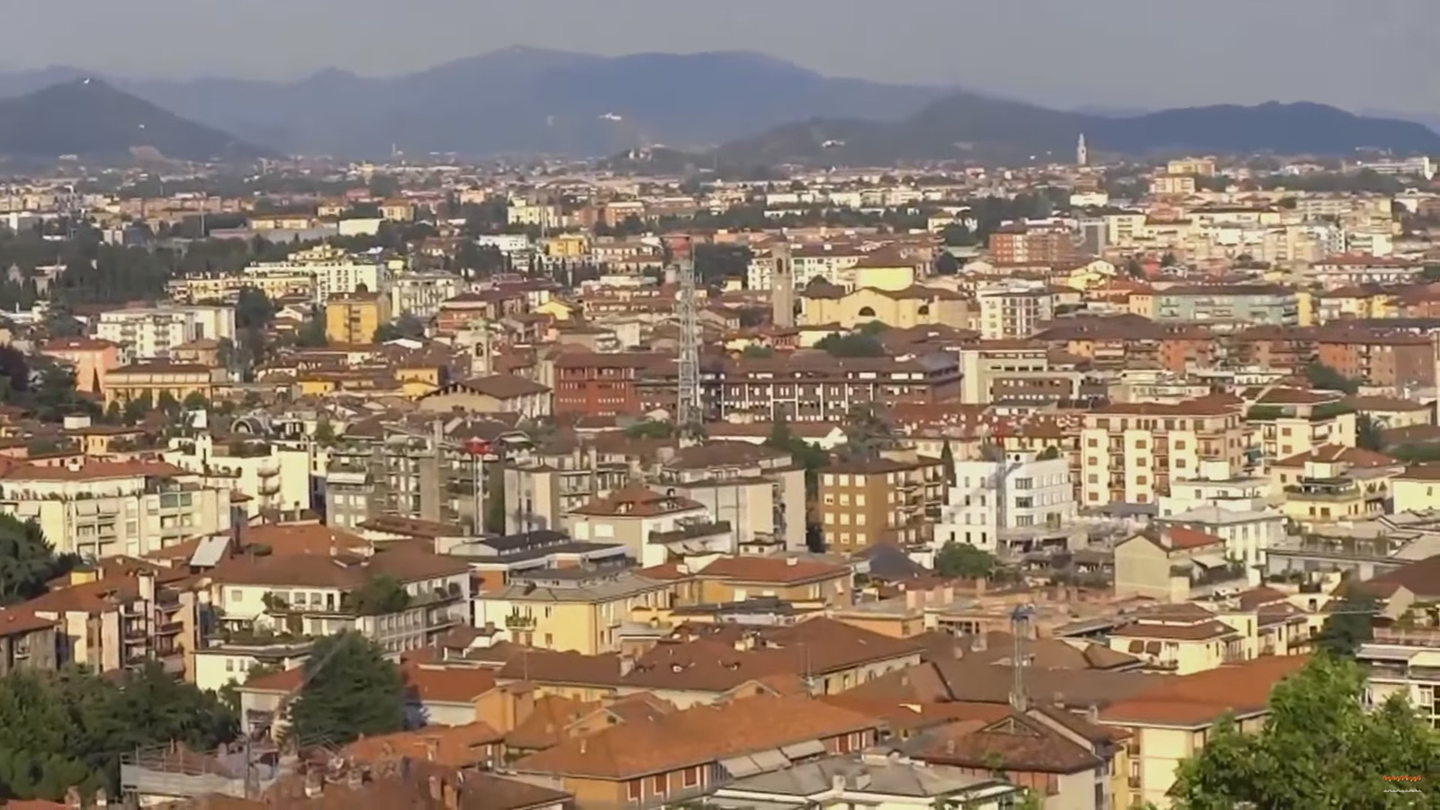 Bergamo / Italy / By car with children from Moscow around Europe - My, Bergamo, , Italy, Travels, Traveling within the EU, By car to Europe, Longpost, Road trip