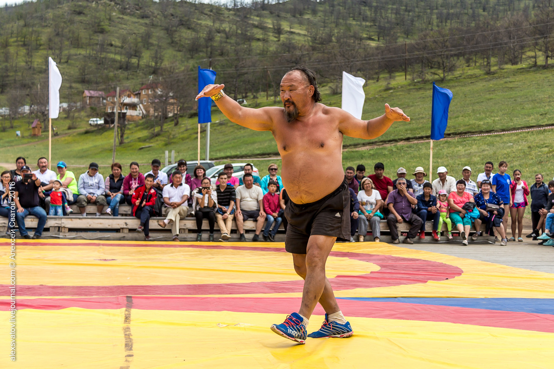 How ears are broken and how to dance the eagle dance. - Baikal, Fight, Buryats, Video, Longpost