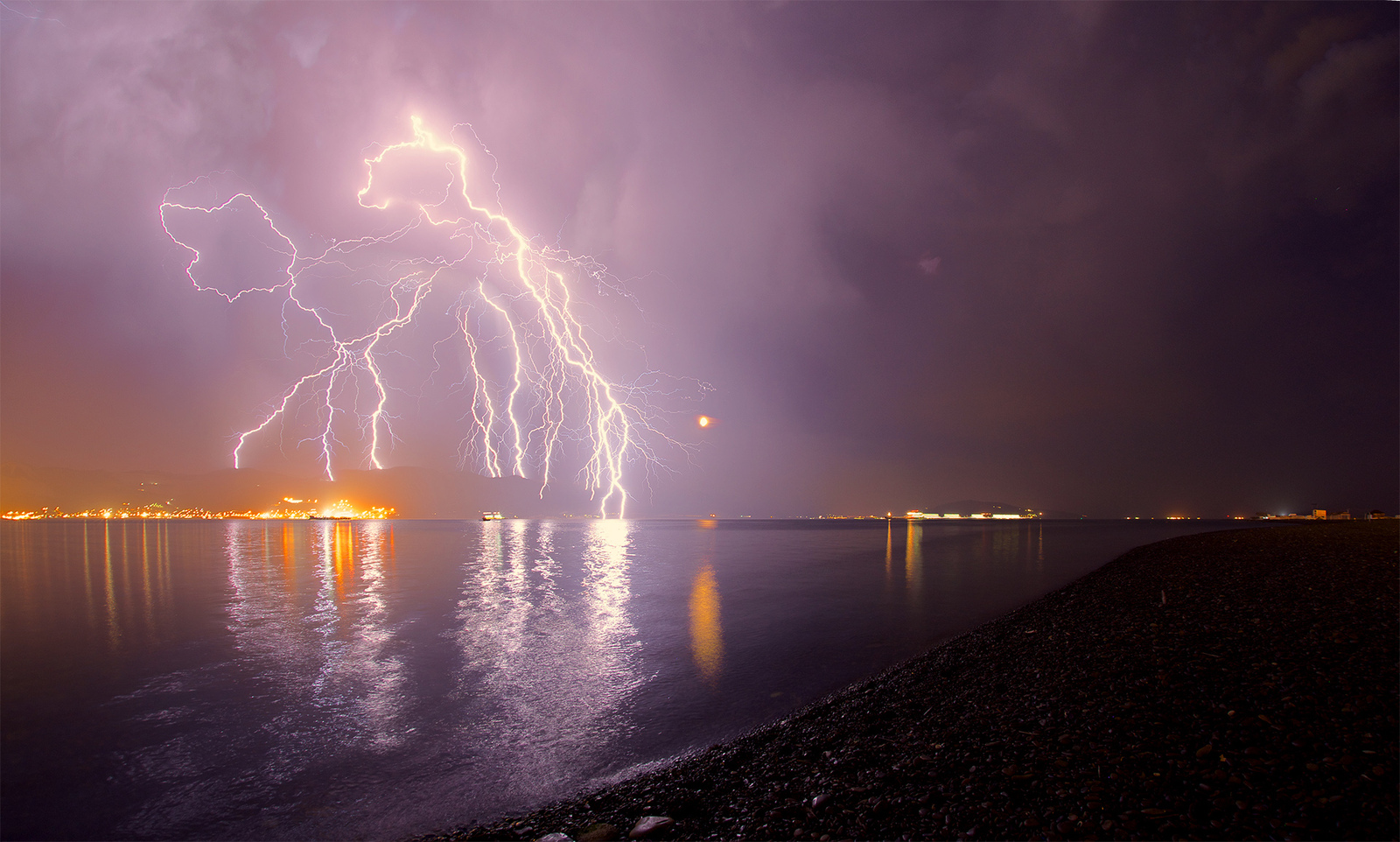 stormy night - Novorossiysk, Thunderstorm, Not mine