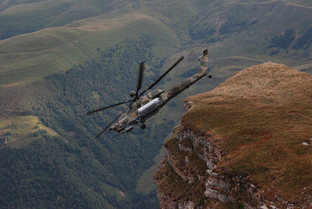 Running up, I'll jump off a cliff... - Aviation, Mi-28, Hunter