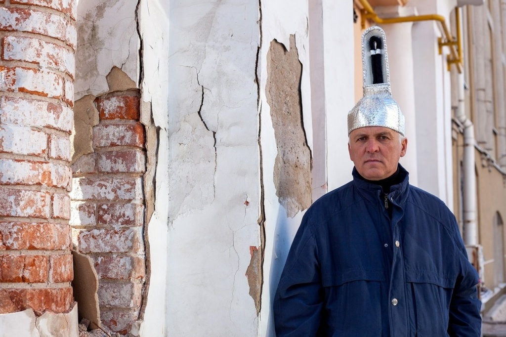 Hats that protect against UFOs and the end of the world, created in the Ivanovo region - Cap, Foil, WTF, UFO, End of the world, Zombie, Longpost