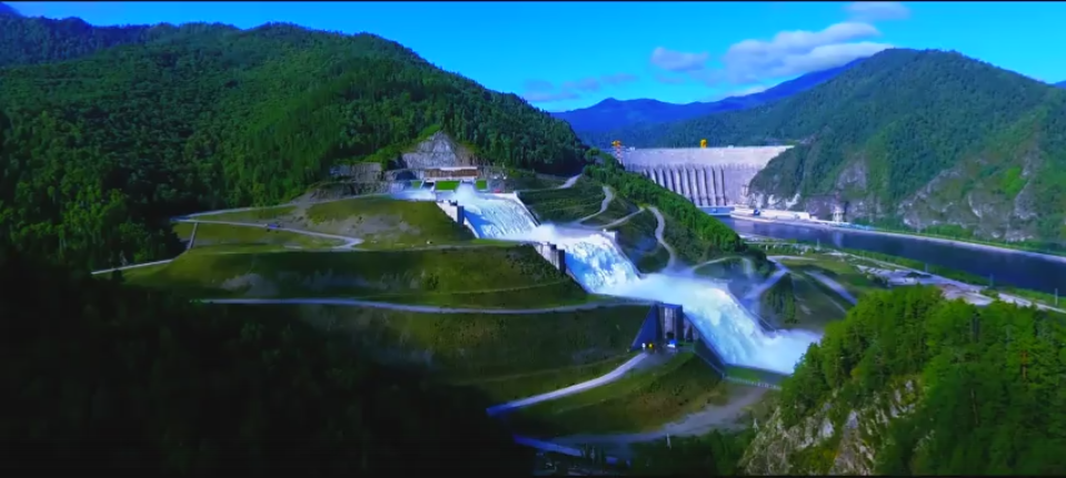 Video spillway from the copter (not mine) - Sayano-Shushenskaya HPP, Gutter