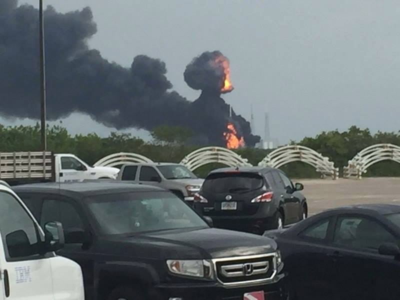 Falcon 9 rocket explodes at launch complex in Florida - Events, Incident, Space, Falcon, Spacex, Florida, Rocket science, Mail ru, Longpost