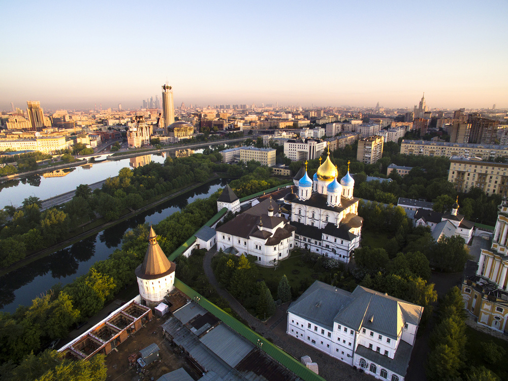 Novospassky Monastery (Moscow) Video at dawn - My, Novospassky Monastery, Monastery, Aerial photography, My, Neborussia, dawn, Moscow, Longpost, Video