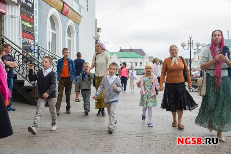 Children's religious procession in Penza - Children, School, Church, Secular state, Marasmus, Longpost