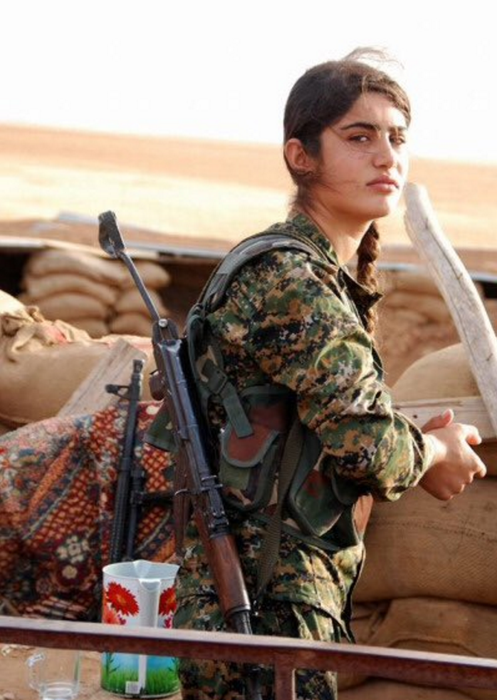 В Сирии погибла курдская Анджелина Джоли. | Пикабу