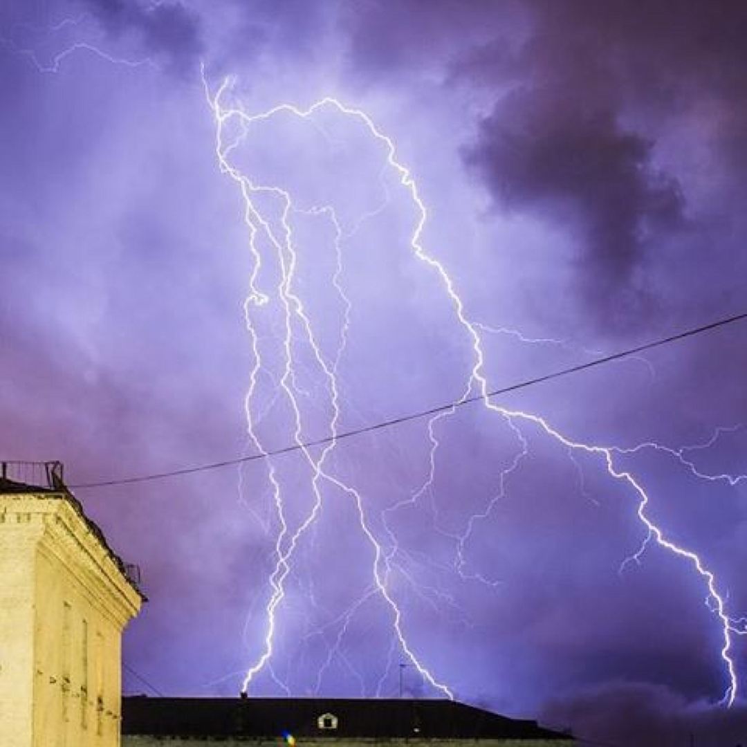 Residents of Norilsk observed a stunning phenomenon - lightning and northern lights at the same time - Norilsk, Polar Lights, Lightning