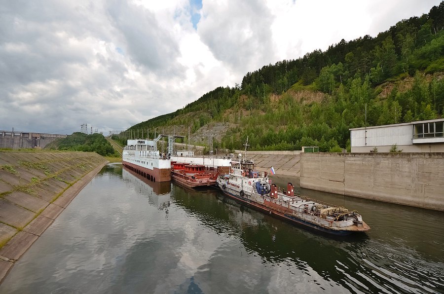 The ship lift of the Krasnoyarsk hydroelectric complex is the only one in Russia - Ship lift, Engineer, Hydraulic unit, World of building, Constructions, Architecture, Building, Russia, Longpost