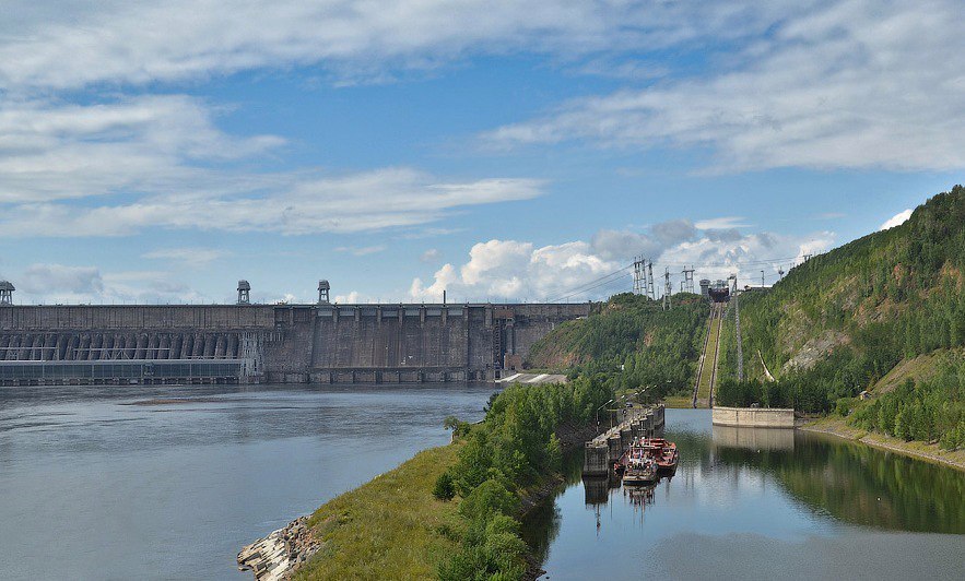 The ship lift of the Krasnoyarsk hydroelectric complex is the only one in Russia - Ship lift, Engineer, Hydraulic unit, World of building, Constructions, Architecture, Building, Russia, Longpost