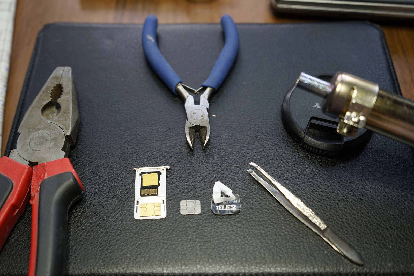 How to cram the non-pushable, or two SIM cards + a memory card in two slots. part 2 - My, My, SIM card, Rukozhop, Xiaomi redmi Note 3 PRO, Soldering iron, Pliers, Longpost