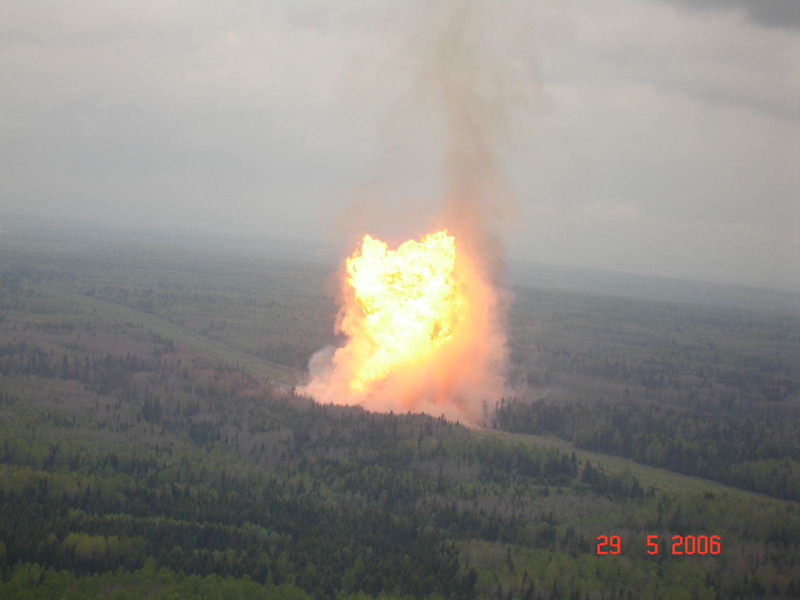 Main gas pipeline rupture 2 - My, Gas pipeline, Explosion, Crash, Longpost