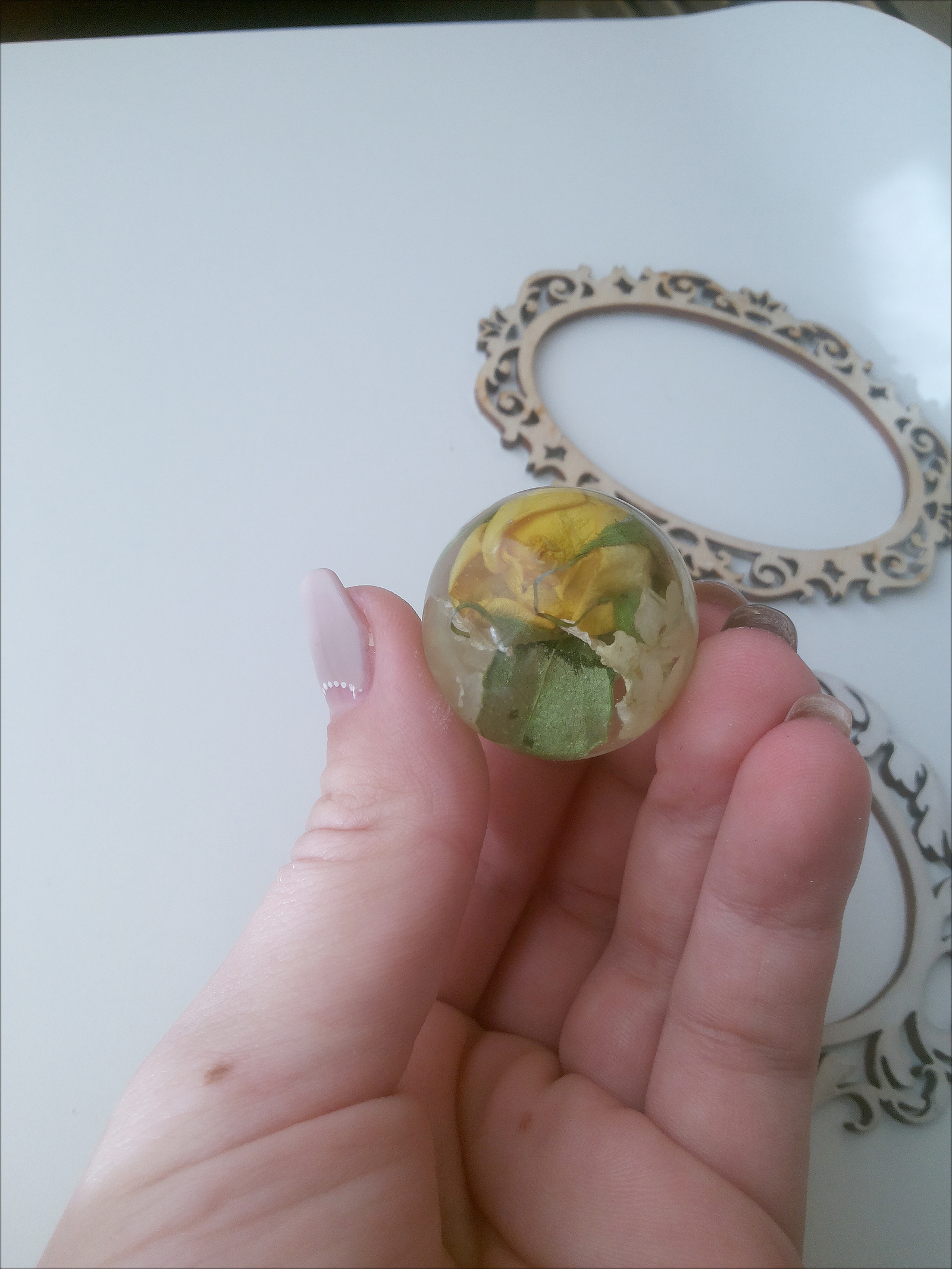 Pendant with a bouquet - My, Epoxy resin, Flowers, Dried flowers, Decoration, Pendant, , Longpost