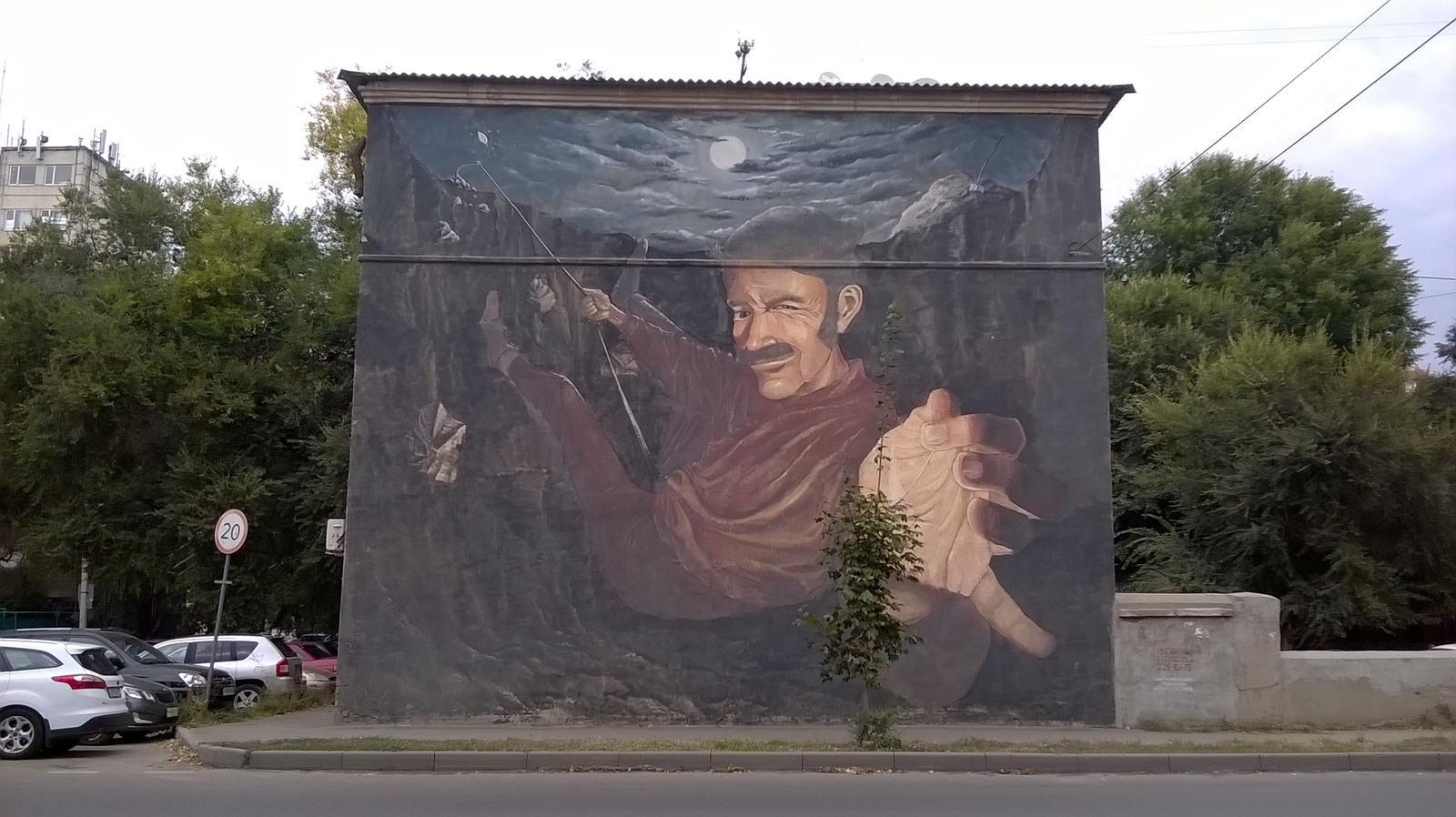 A sly uncle sets fire to a tree - Graffiti, Voronezh, beauty