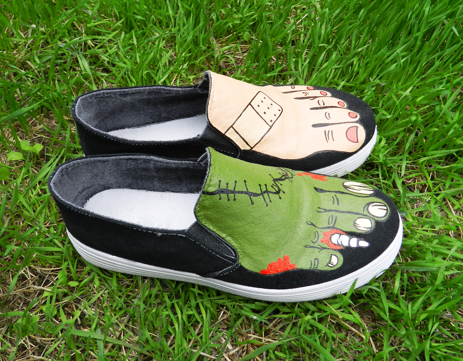 Waiting for the zombie apocalypse: painting sneakers - My, Painting on fabric, Acrylic, Creation, The zombie apocalypse, Longpost