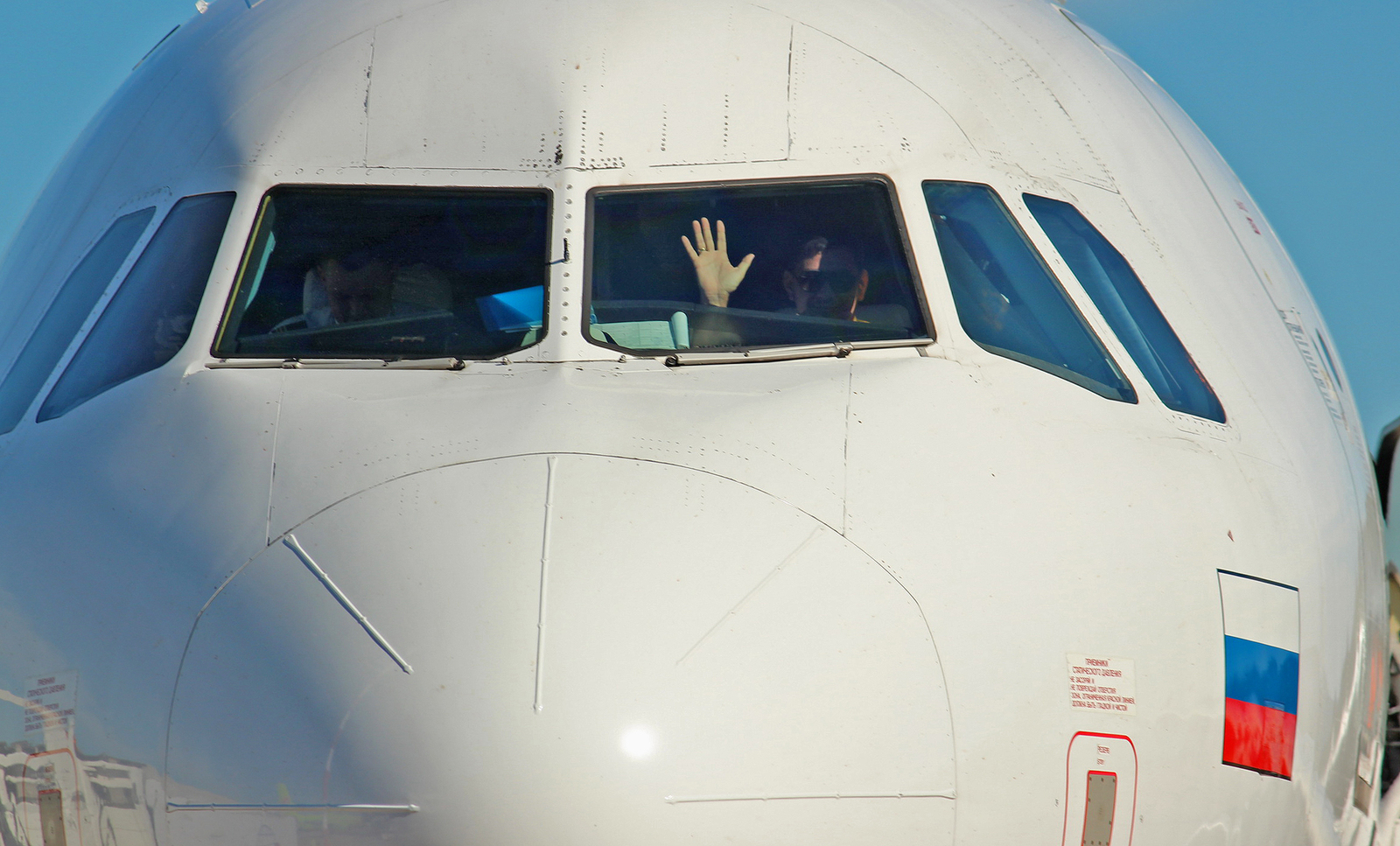 I will wave to them - My, Vladivostok, Aviation, The photo, Spotting, Longpost