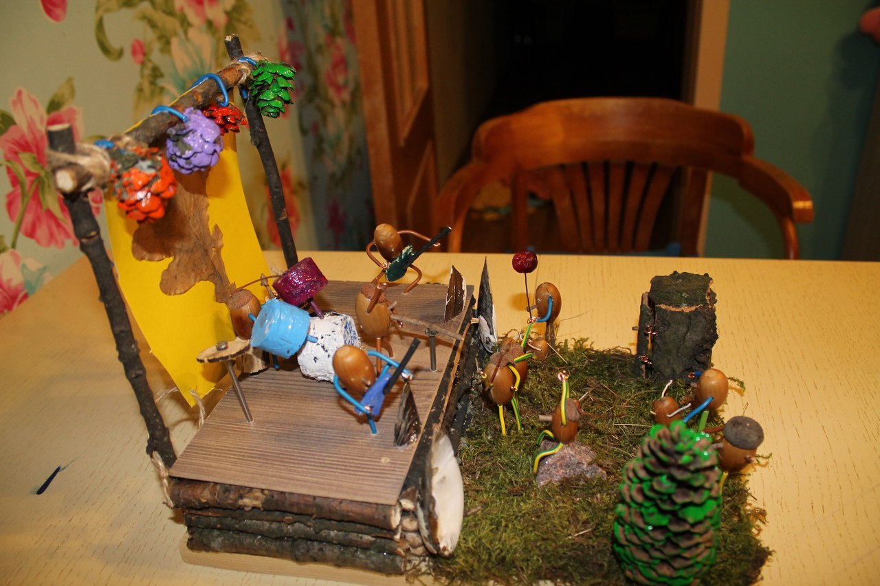 Made with a child for a competition in kindergarten. Group Children of Oaks) - My, Crafts, Acorn, Kindergarten, Competition, Nature, Longpost