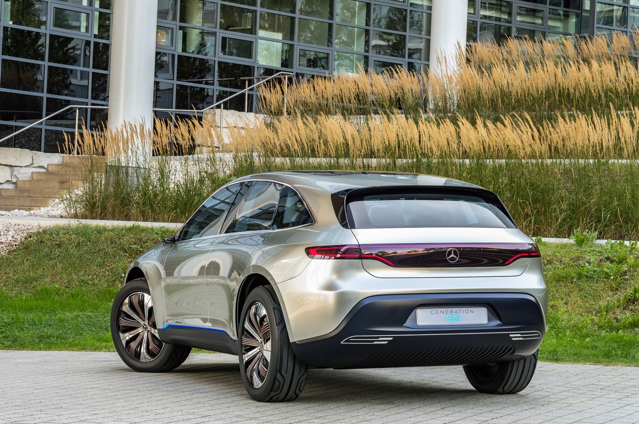 Mercedes introduced a 408-horsepower electric crossover - Mercedes, Auto, Mercedes, Electric car, Longpost