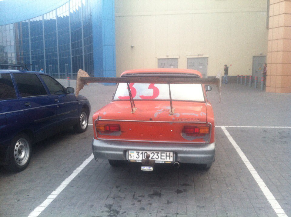 I'm walking past, and then Muscle car! - My, Clown, Mariupol, Auto, Zhiguli, Tuning, 